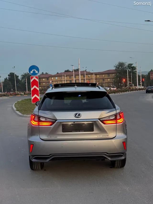 Lexus RX series 2018 · 4.5 AT