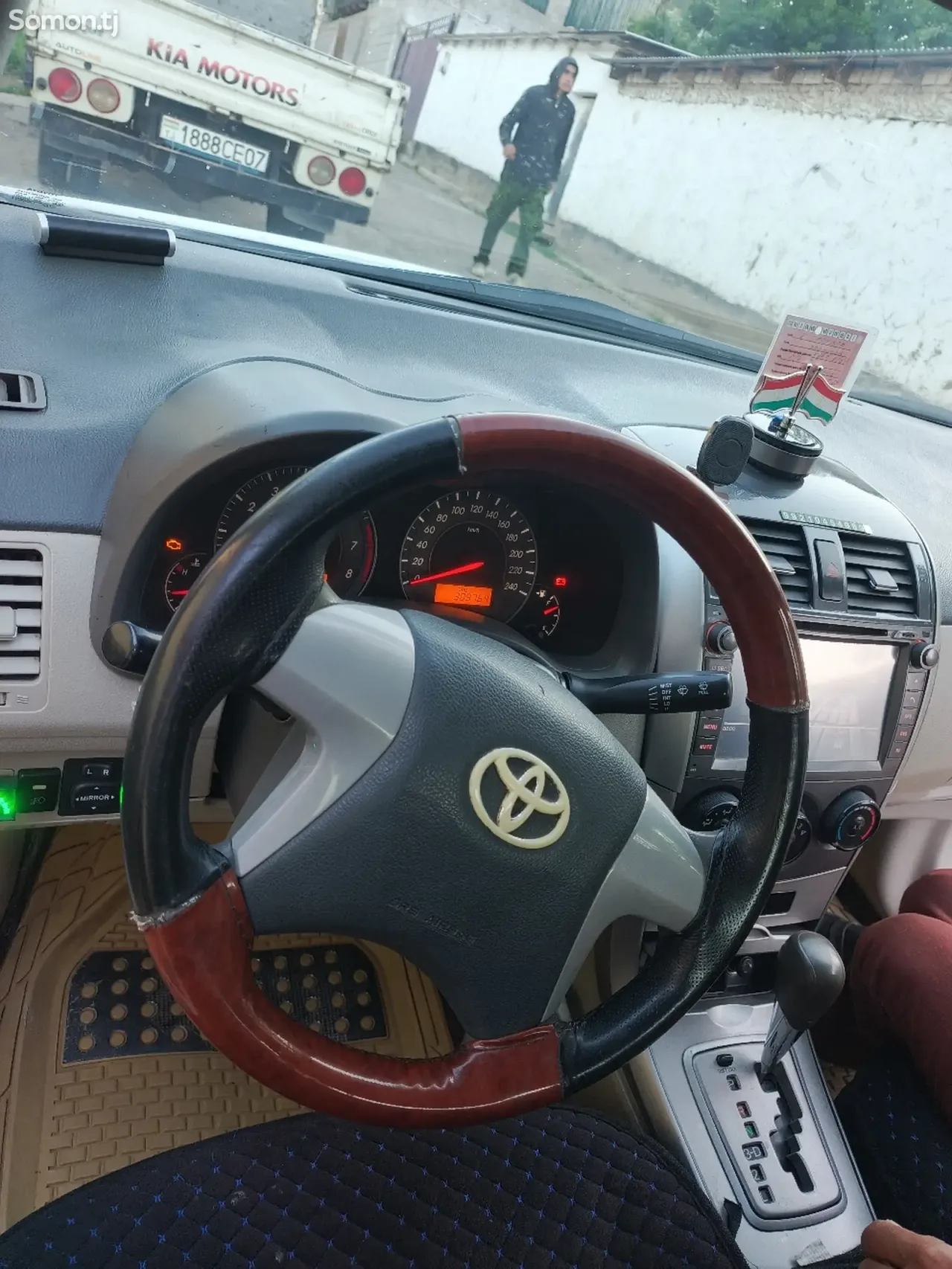 Toyota Corolla 2008 · 1.6 AT
