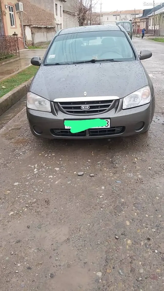 Kia Spectra 2004 · 2.0 AT