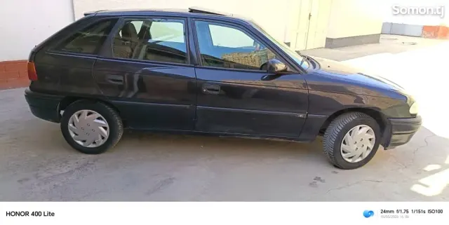Opel Astra F 1997 · 1.6 MT