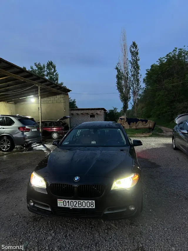 BMW 5 series 2016 · 2.0 AT