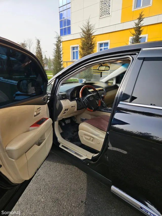 Lexus RX series 2011 · 4.5 AT