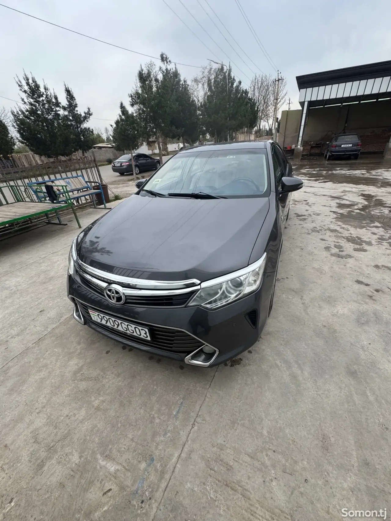 Toyota Camry 2015 · 2.5 AT