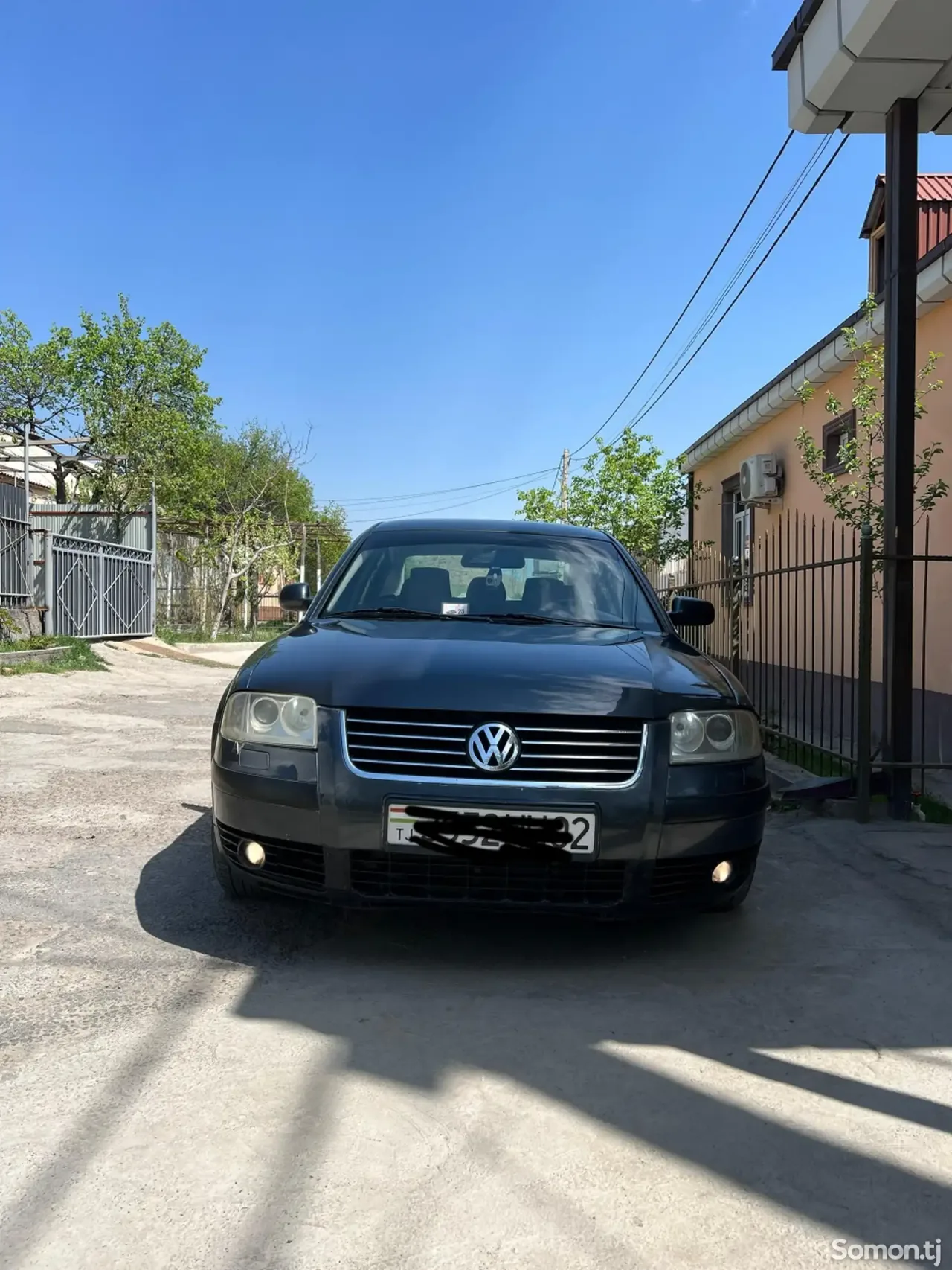 Volkswagen Passat 2001 · 1.8 MT