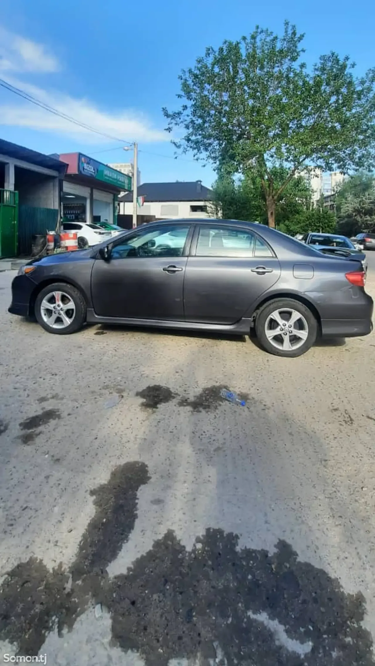 Hyundai Santa Fe 2011 · 1.8 AT
