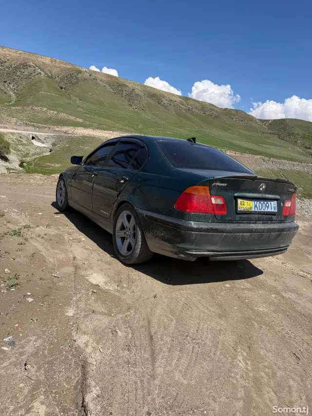 BMW 3 series 2000 · 1.8 MT
