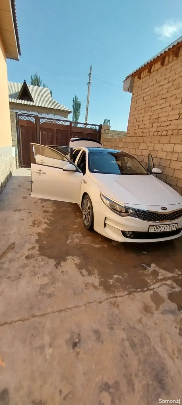 Kia K5 2015 · 2.0 AT