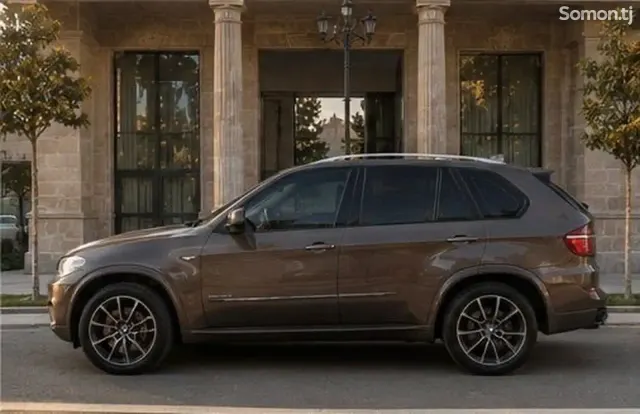 BMW X5 2012 · 3.0 AT