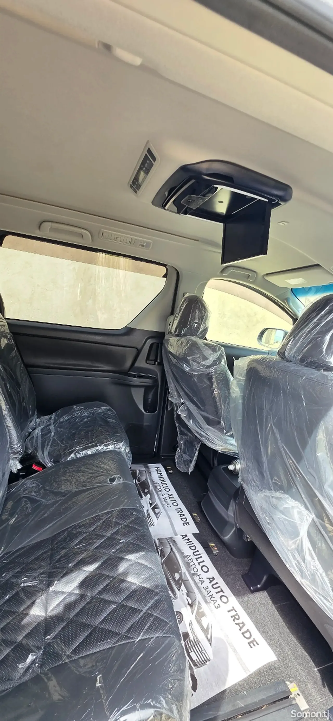 Toyota Vellfire 2014 · 2.4 AT