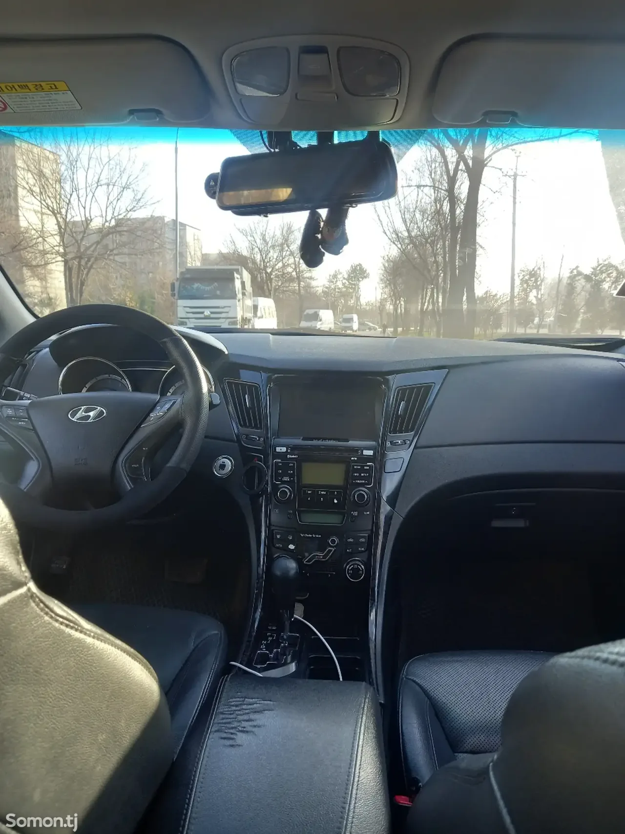 Hyundai Sonata 2011 · 2.0 AT