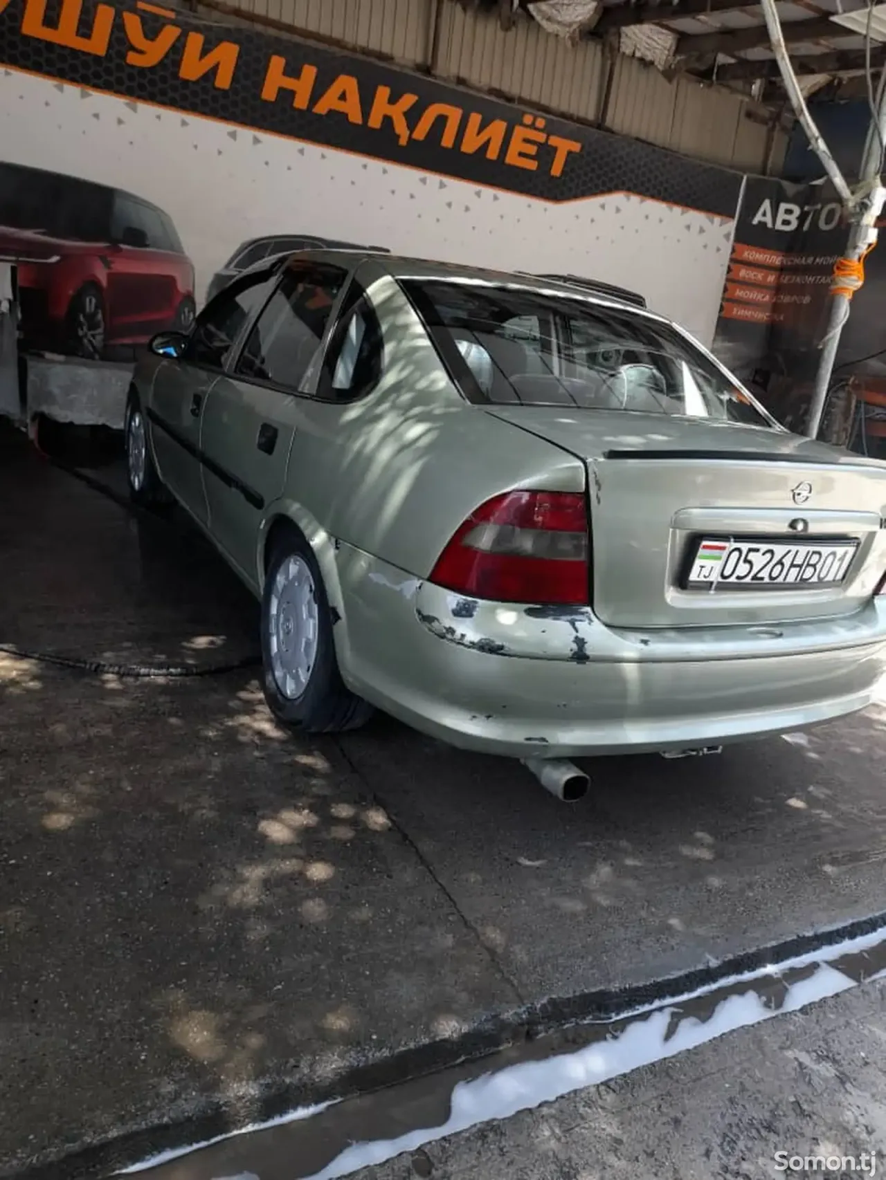Opel Vectra B 1996 · 1.6 AT