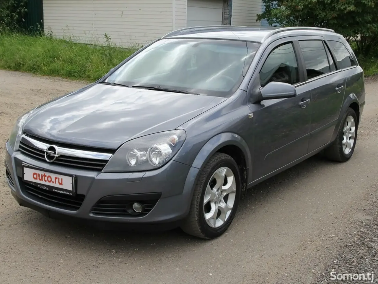 Opel Astra H 2006 · 1.9 MT