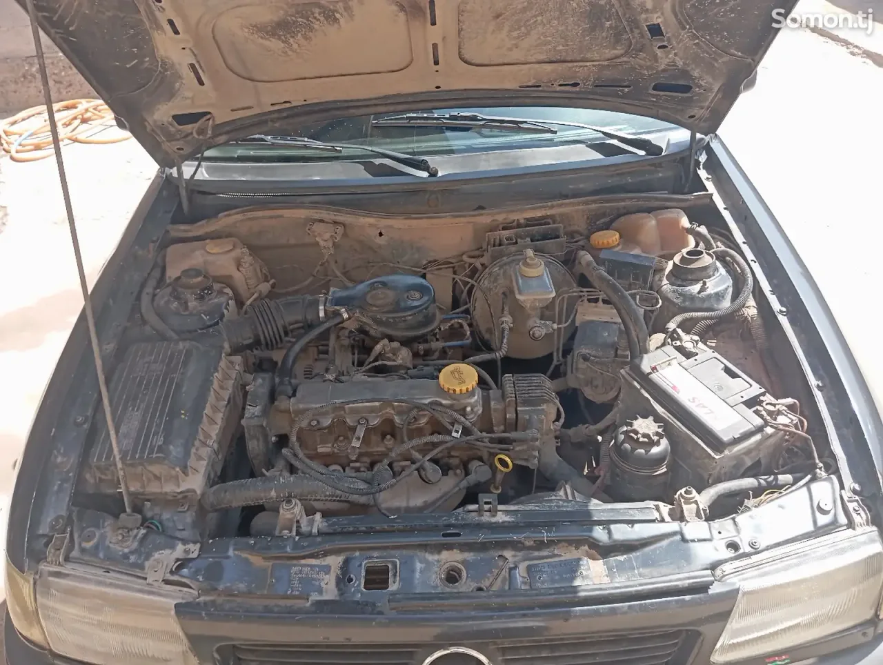 Opel Astra F 1997 · 1.6 MT