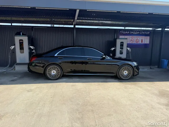 Mercedes-Benz S class 2017 · 3.0 AT