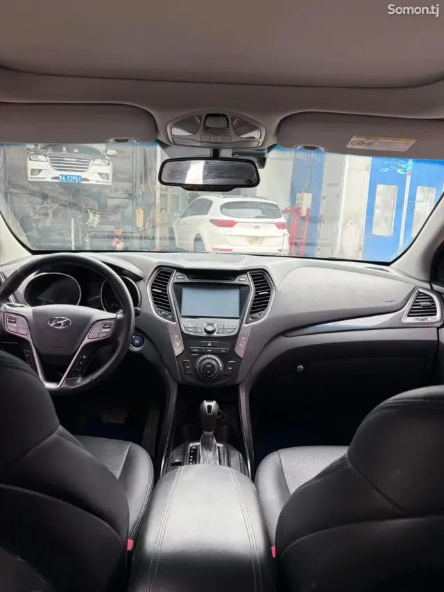 Hyundai Santa Fe 2015 · 2.0 AT