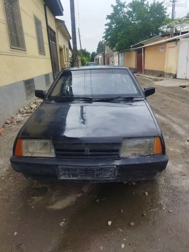 Lada (ВАЗ) 2109 1999 · 1.6 MT