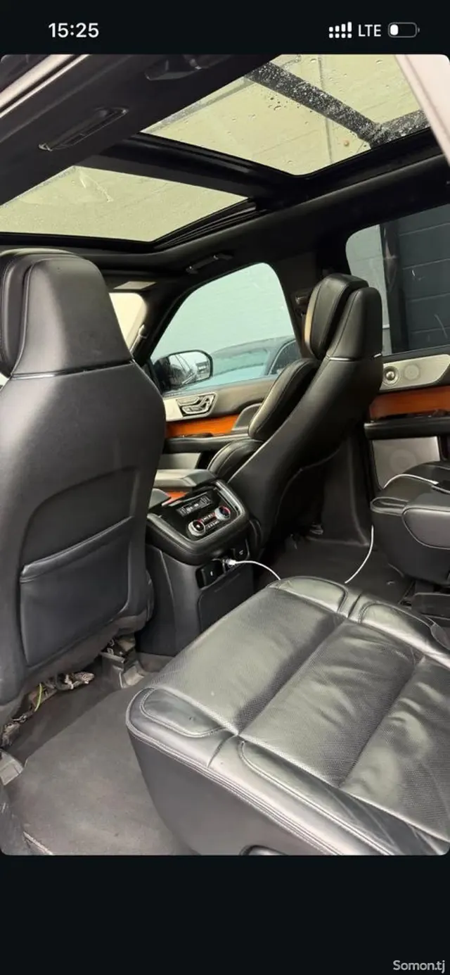 Lincoln Navigator 2019 · 3.5 AT