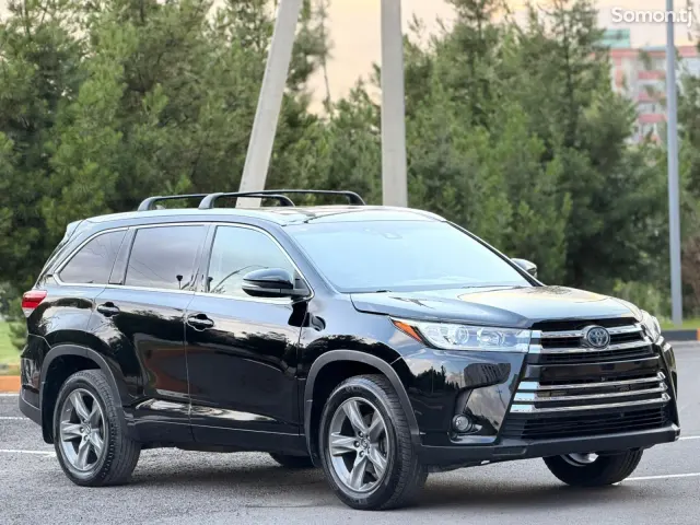 Toyota Highlander 2018 · 2.5 AT