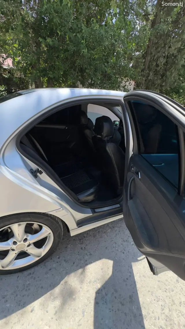 Mercedes-Benz C class 2001 · 2.0 MT