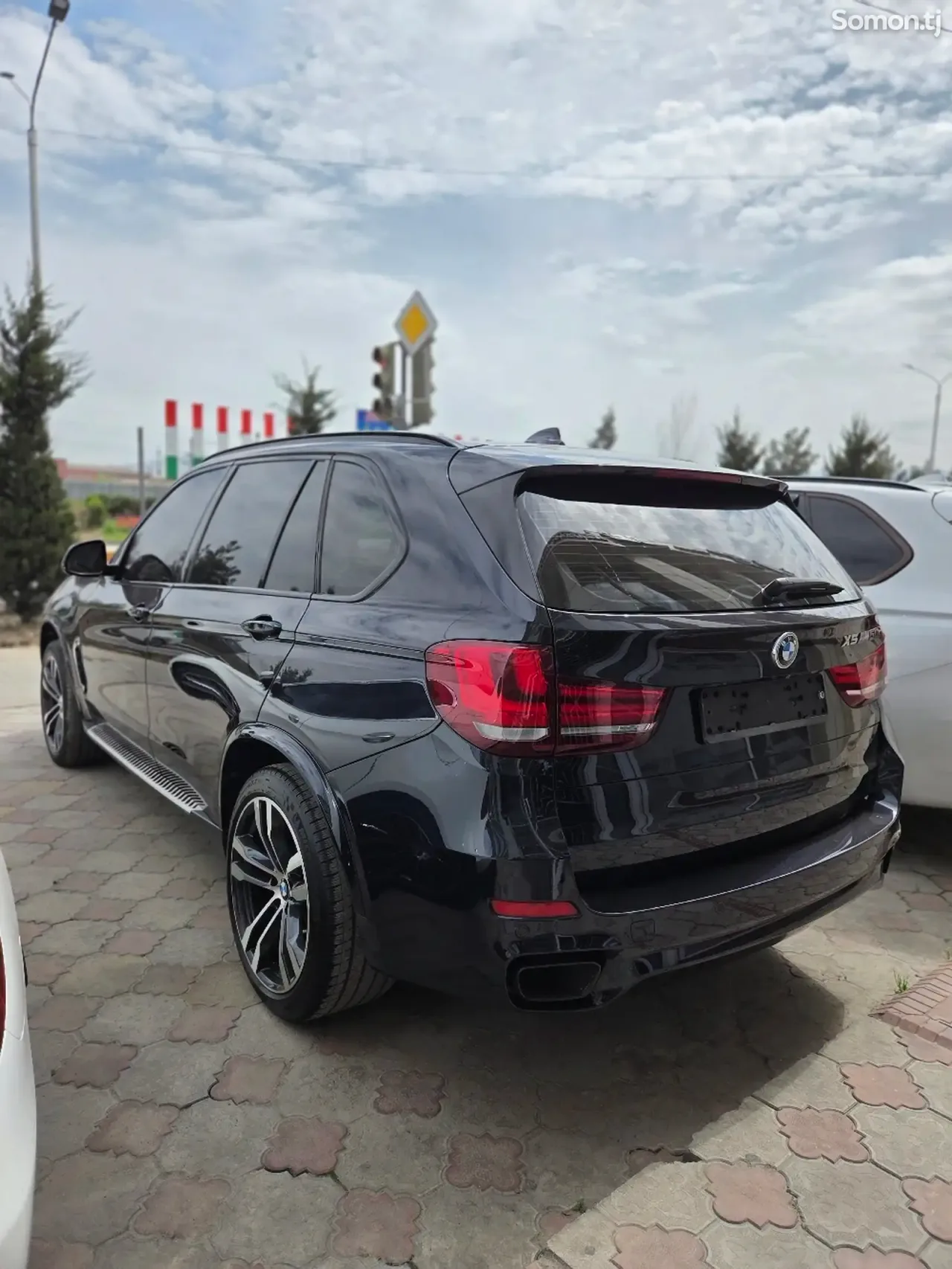 BMW X5 2016 · 5.0 AT
