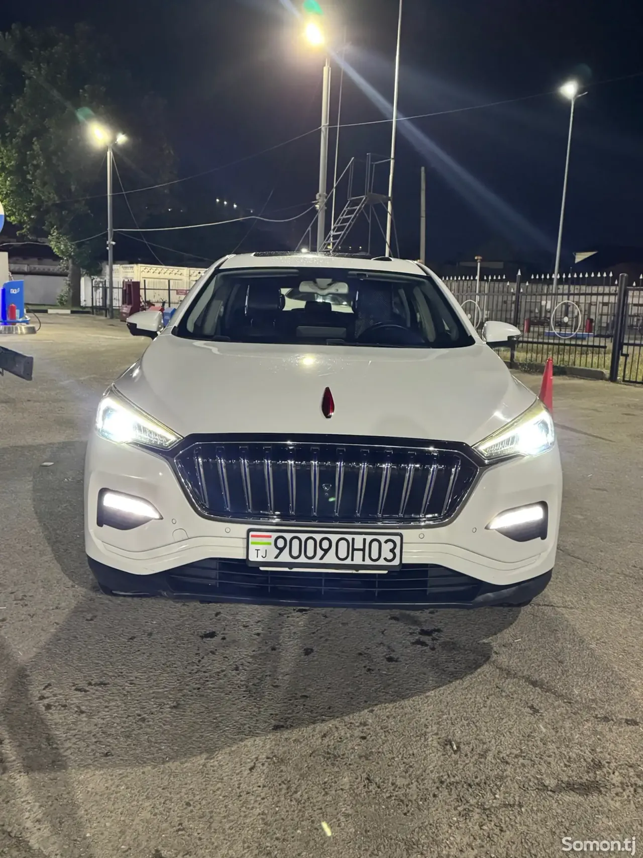 Hongqi E-HS3 2019 · 2.0 AMT