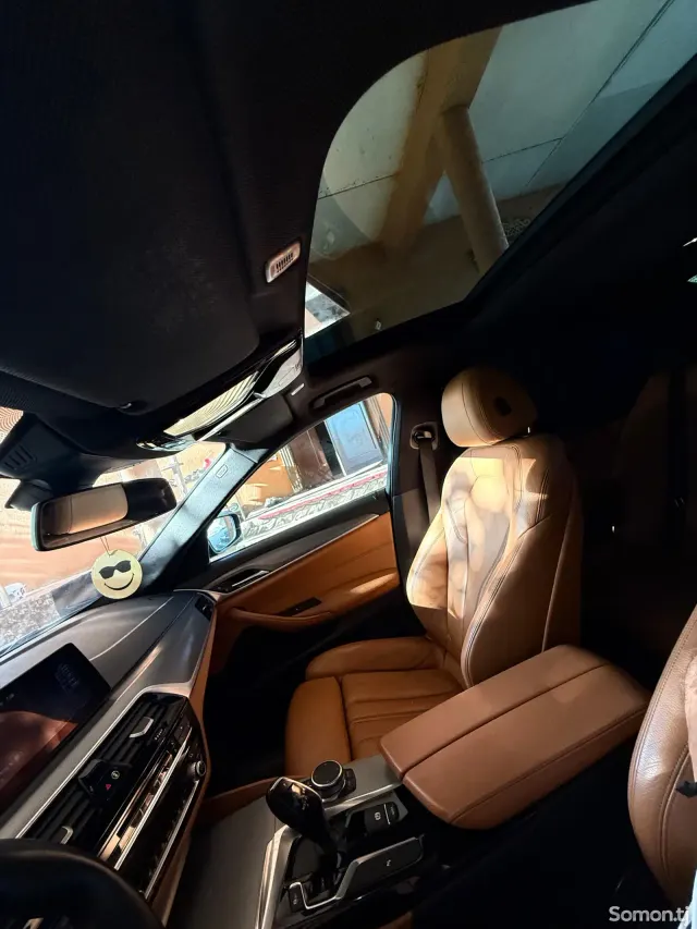 BMW 5 series 2017 · 2.0 AT