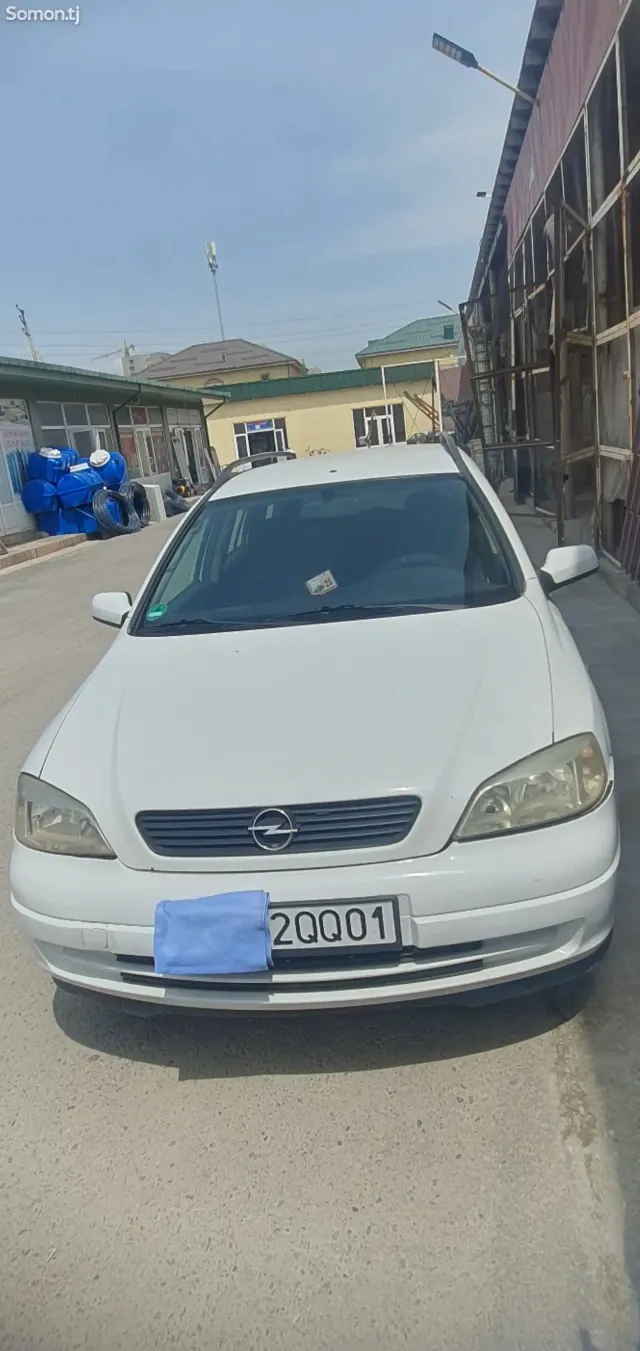 Opel Astra G 1997 · 1.6 MT