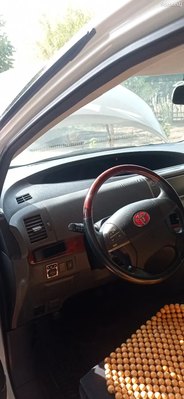 Toyota Estima 2009 · 2.4 AT