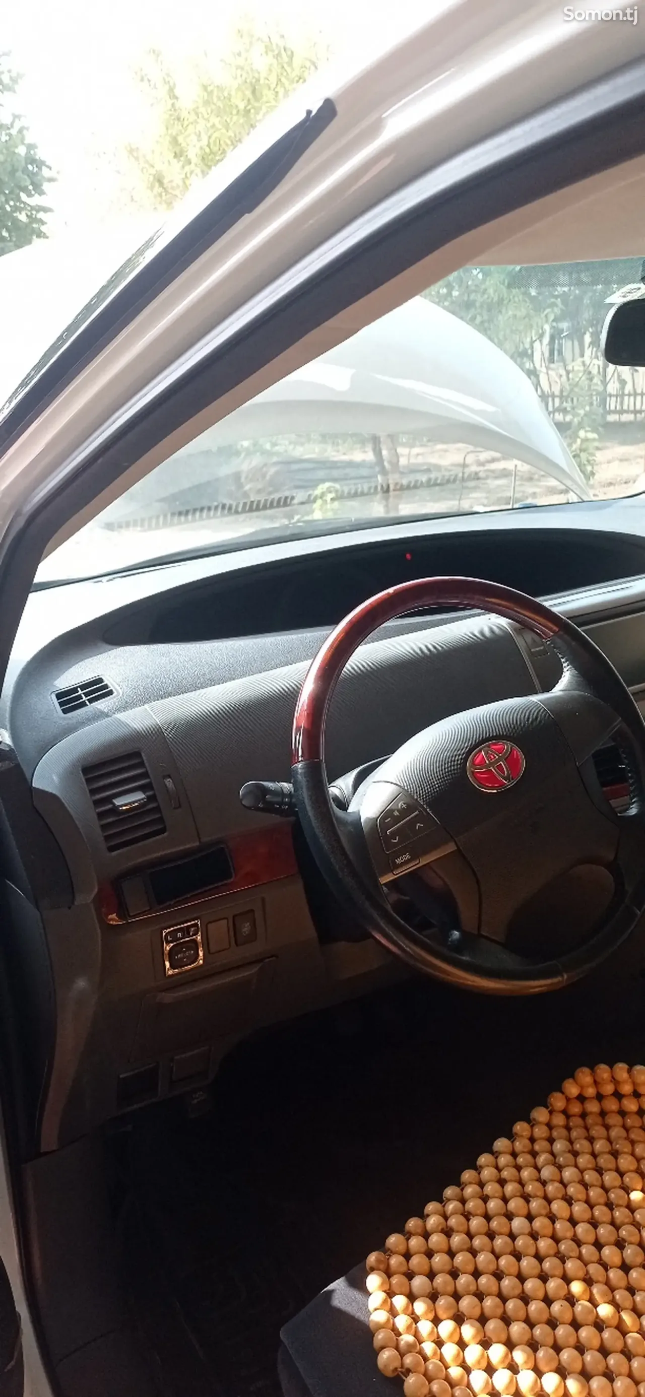 Toyota Estima 2009 · 2.4 AT