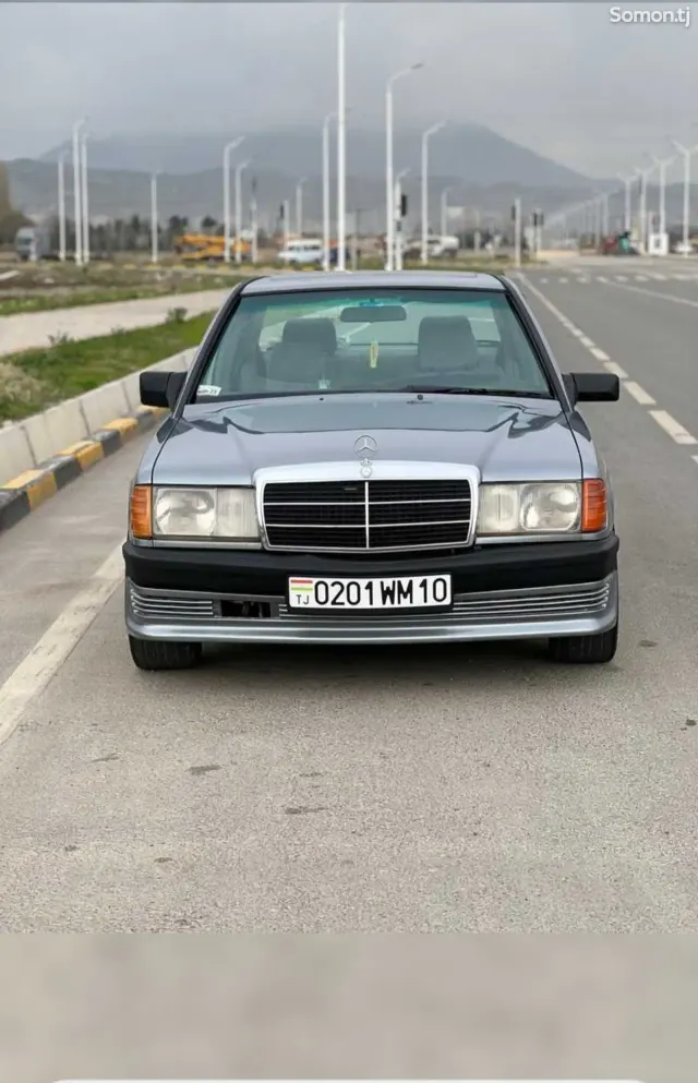 Mercedes-Benz W201 1991 · 2.3 AT