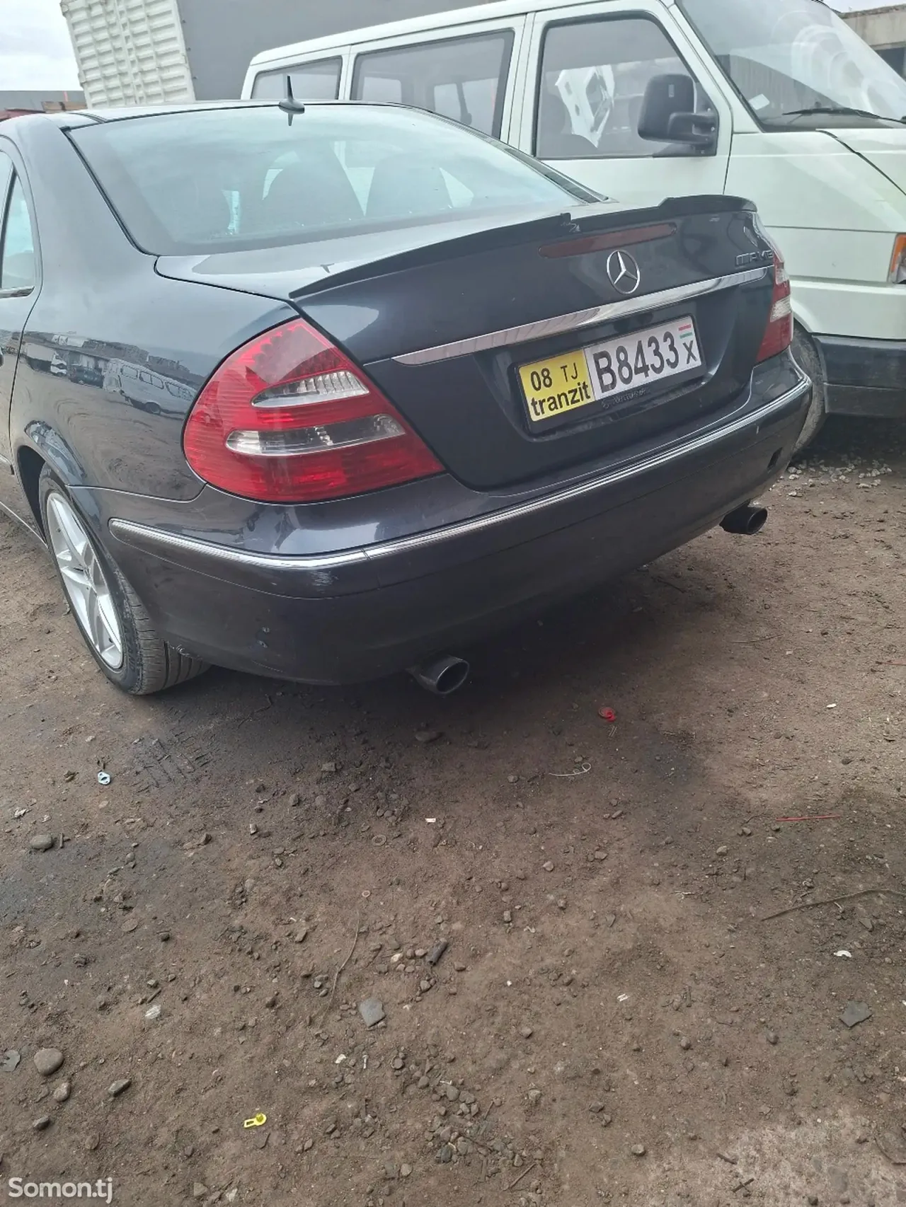 Mercedes-Benz E class 2002 · 2.7 AT