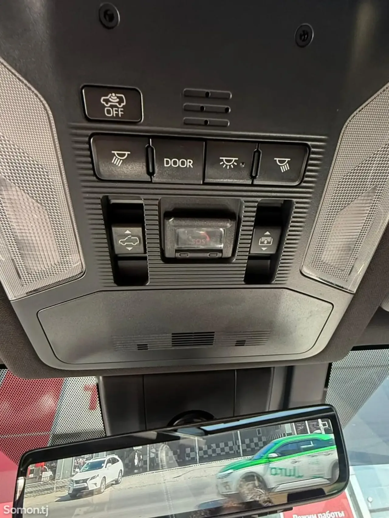 Toyota RAV 4 2022 · 2.5 AT