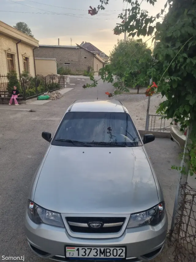 Daewoo Nexia 2011 · 1.5 MT