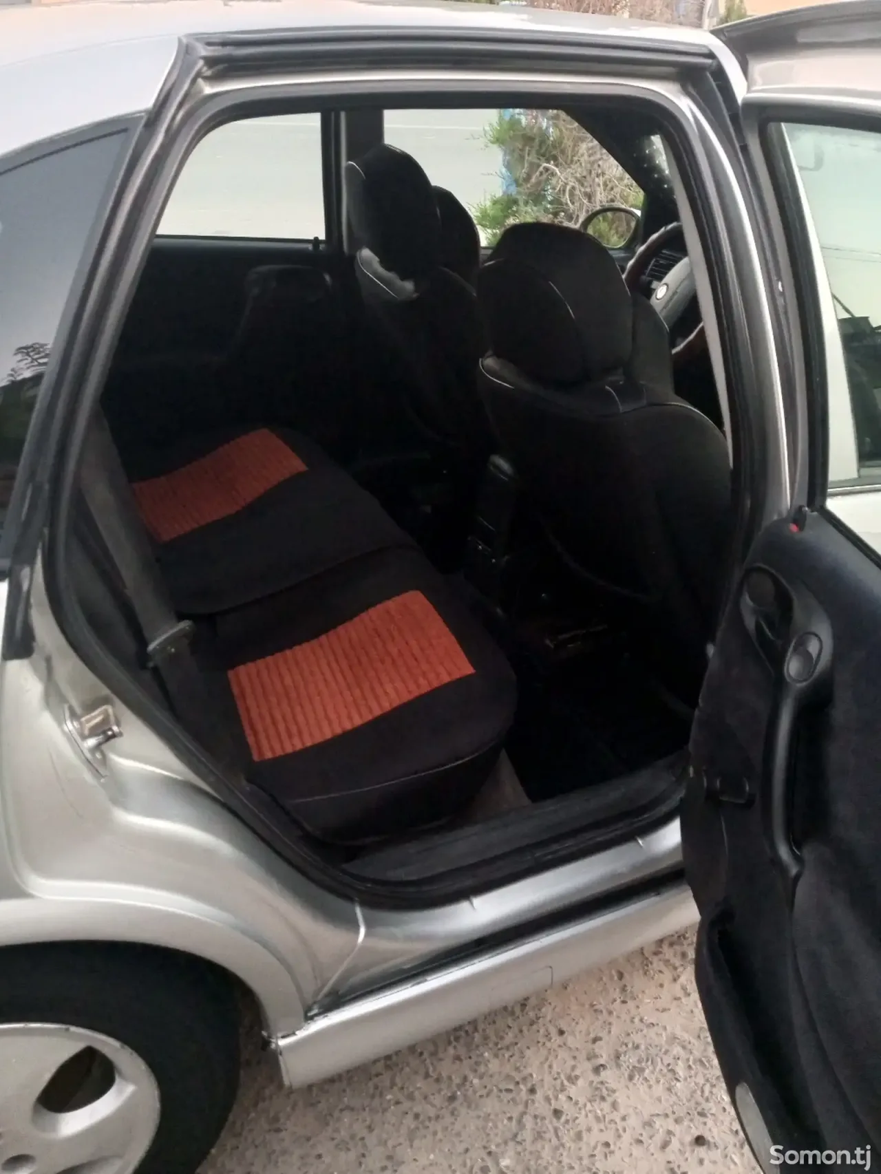 Opel Vectra B 1995 · 1.6 MT