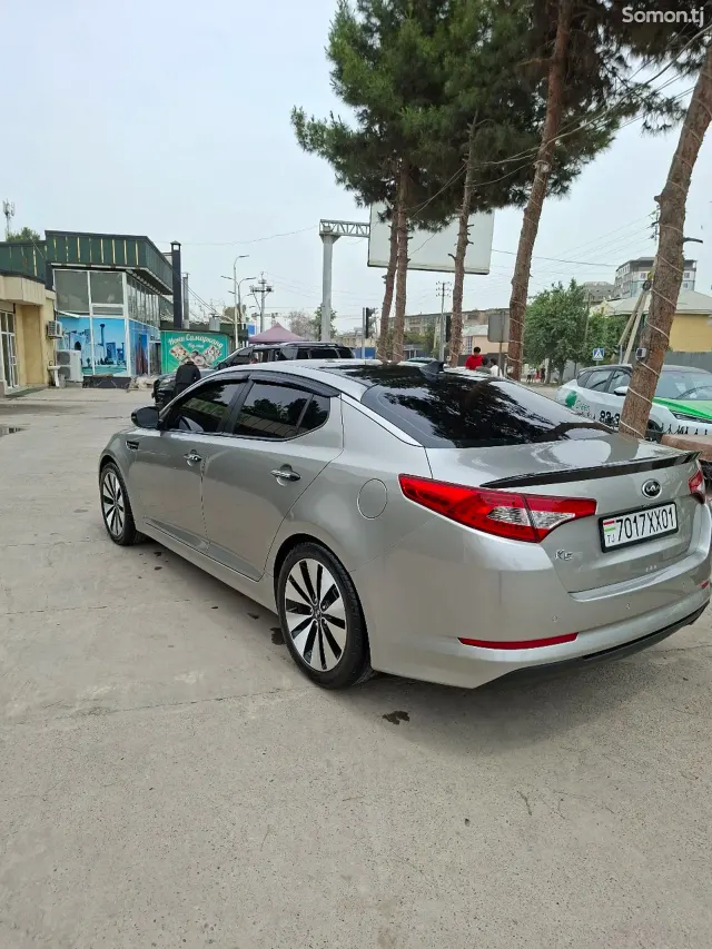Kia K5 2012 · 2.0 AT
