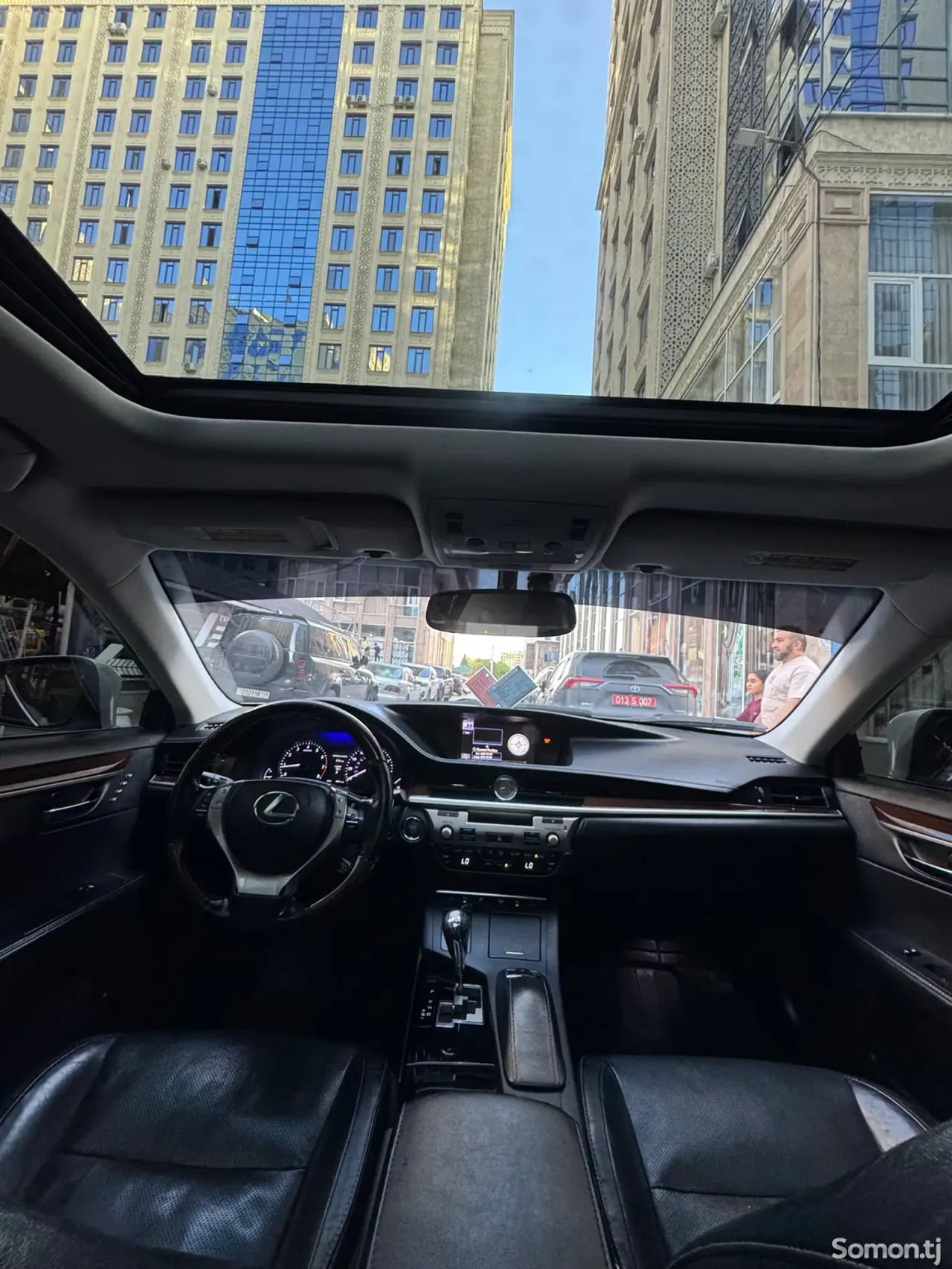 Lexus ES series 2014 · 3.5 AT