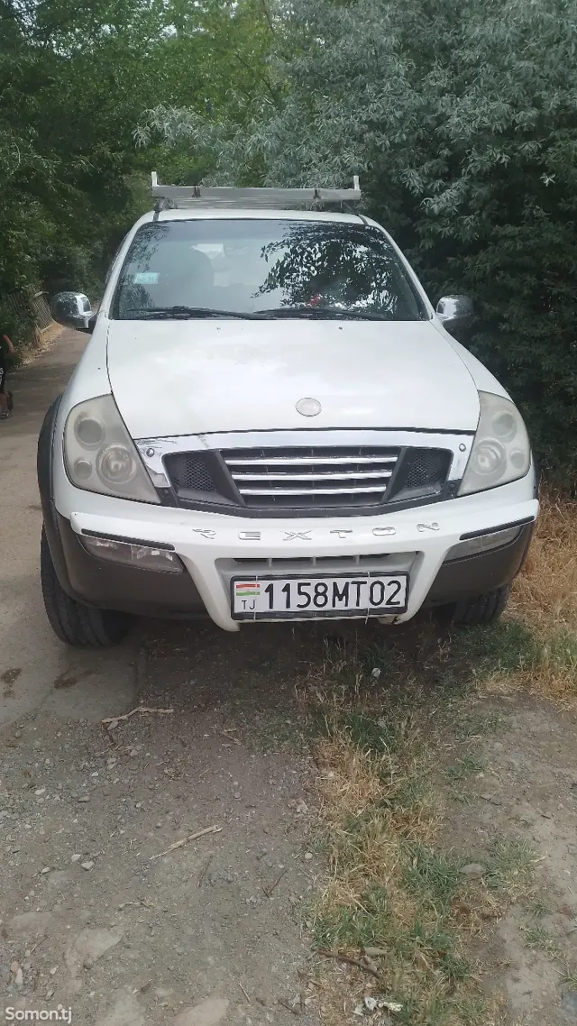 Ssang Yong Rexton 2002 · 2.9 AT