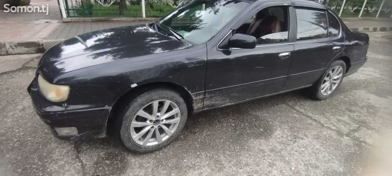 Nissan Cefiro 1996 · 2.0 AT
