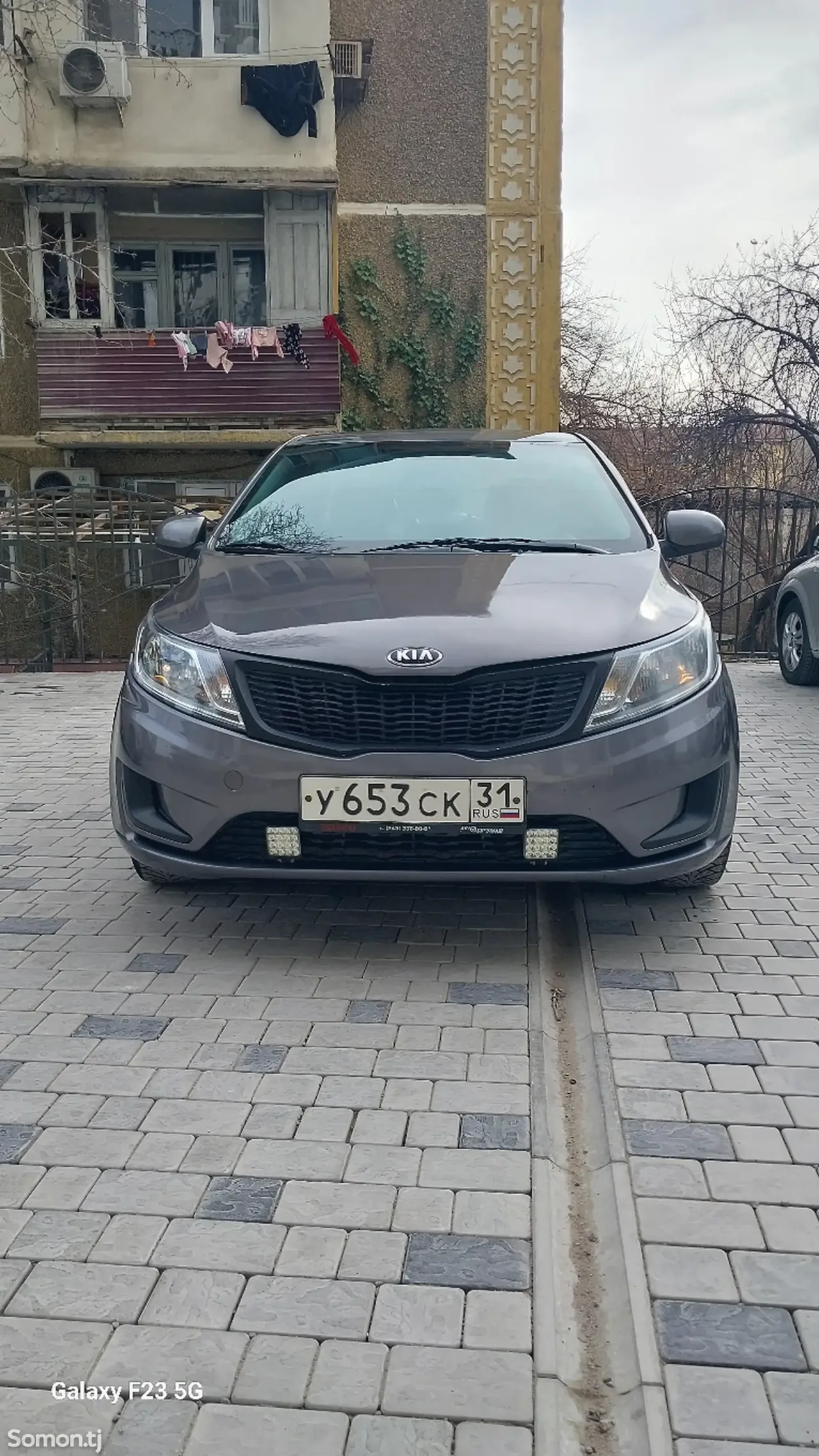 Kia Rio 2015 · 1.4 MT