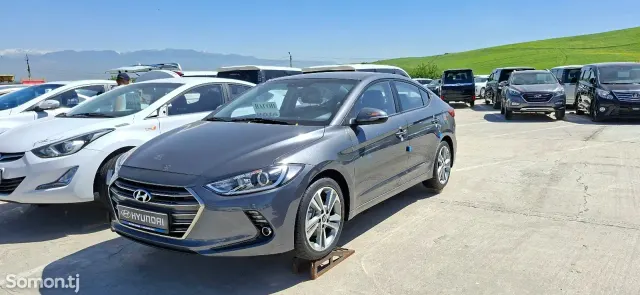 Hyundai Avante 2016 · 1.6 AT
