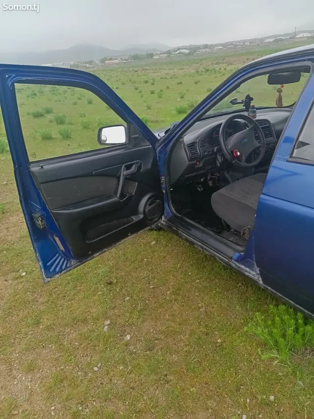 Lada (ВАЗ) 2110 2000 · 1.5 MT
