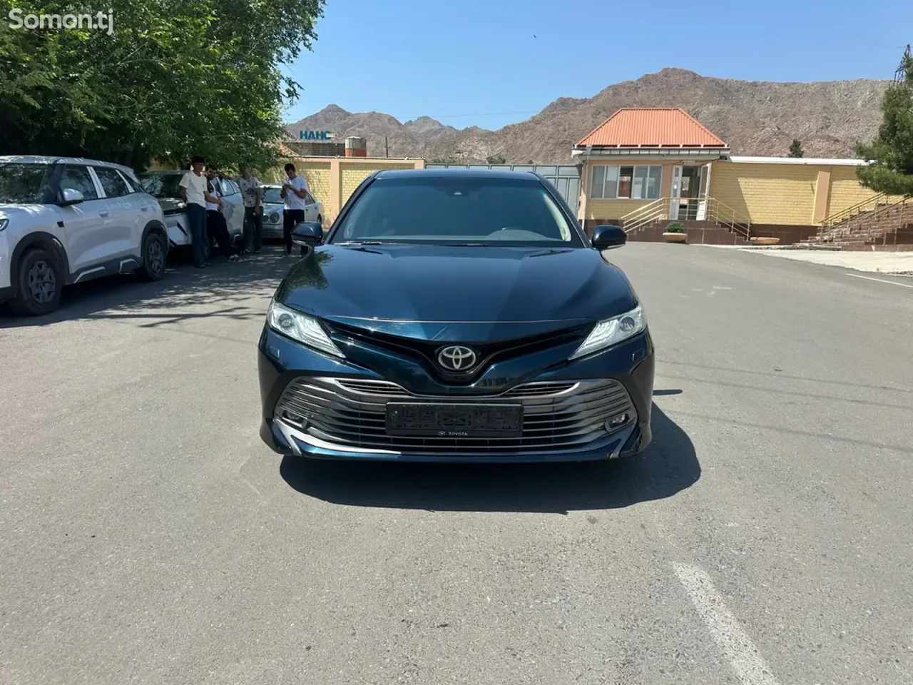 Toyota Camry 2018 · 3.5 AT