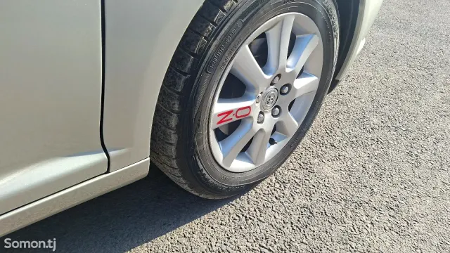 Toyota Avensis 2006 · 1.8 MT