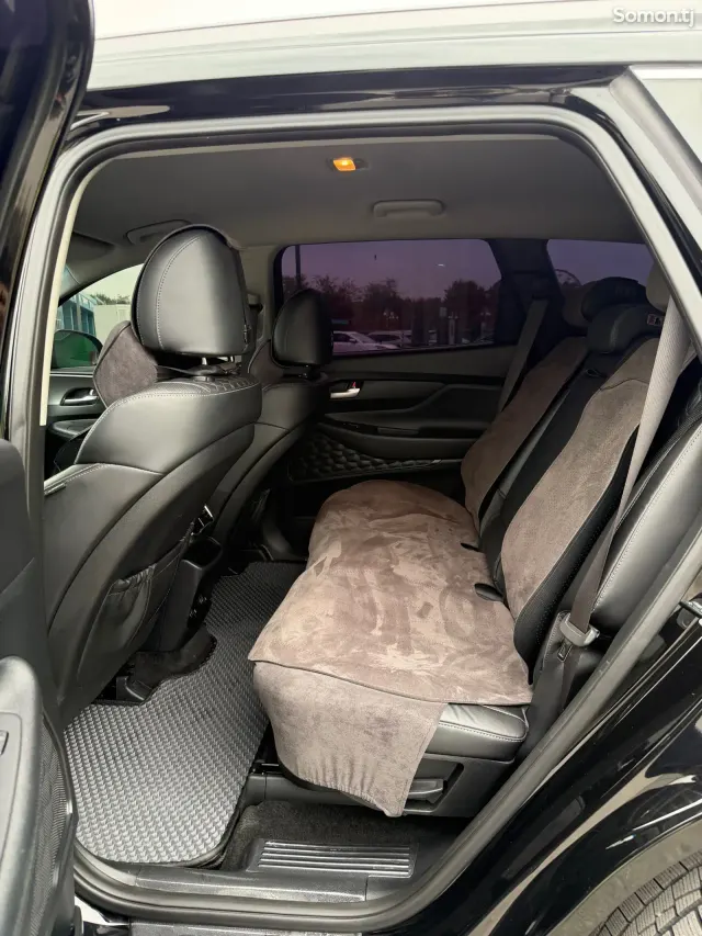 Hyundai Santa Fe 2018 · 2.2 AT