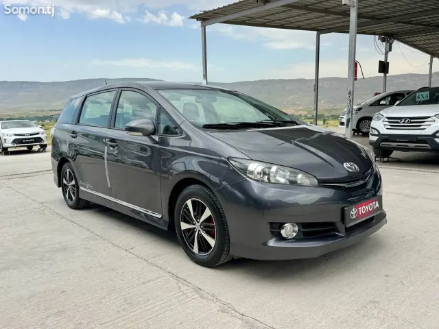 Toyota Wish 2015 · 1.8 AT