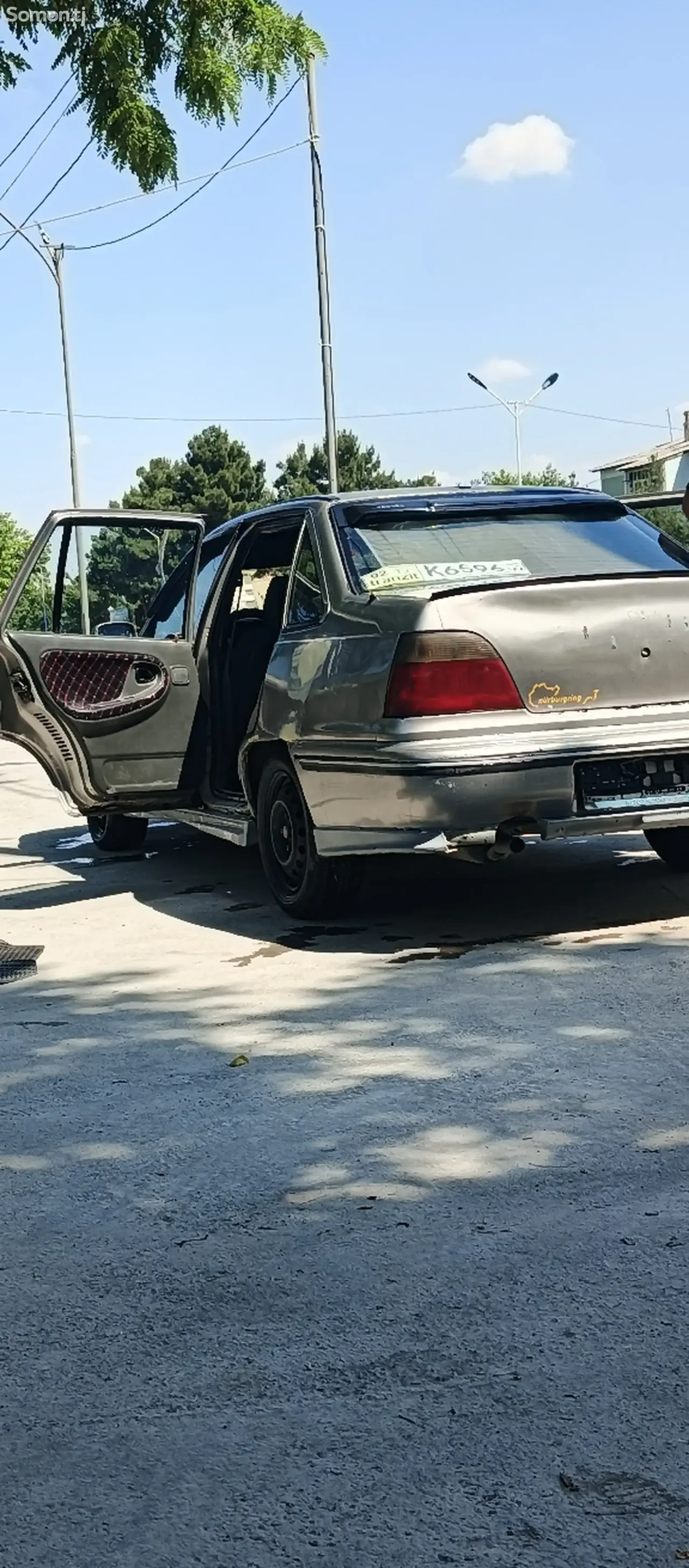 Daewoo Nexia 1995 · 1.6 MT