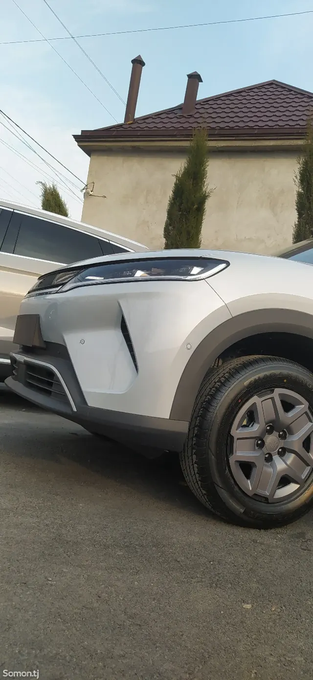 BYD Yuan Up 2025 · AT