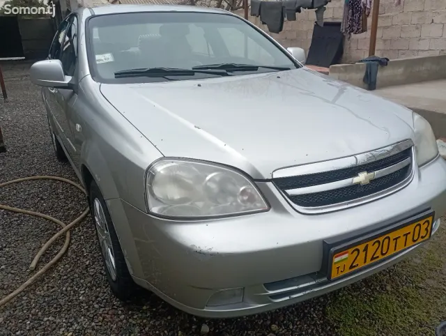 Chevrolet Lacetti 2011 · 1.6 AT