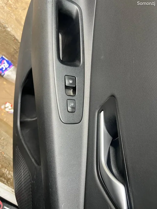 Hyundai Elantra 2023 · 2.0 AT
