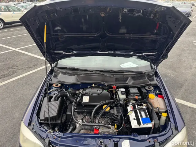 Opel Astra G 1998 · 1.6 MT